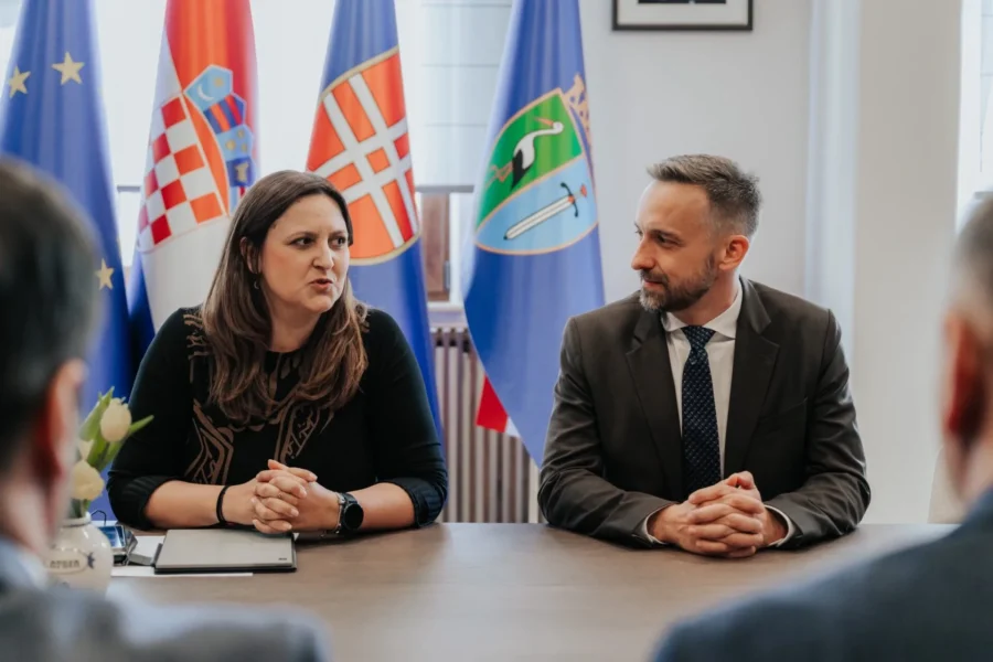 653318664 948266494552101 1962727485966083034 n